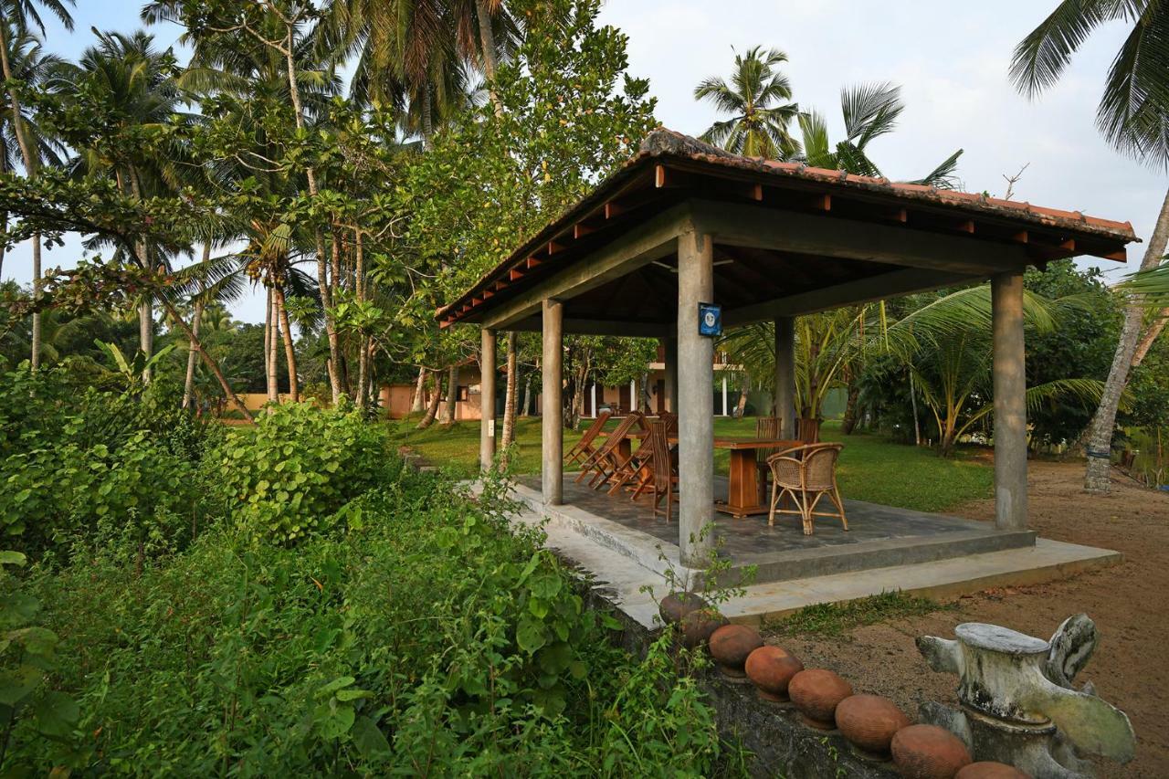בנטוטה Hettimulla River House מראה חיצוני תמונה